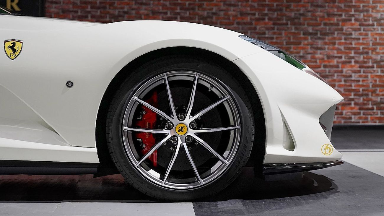 Ferrari 812 GTS | LIMITED OFFER | FULL INTERIOR CARBON FIBER | NEW | V12 6.5L ENGINE | 789 HP