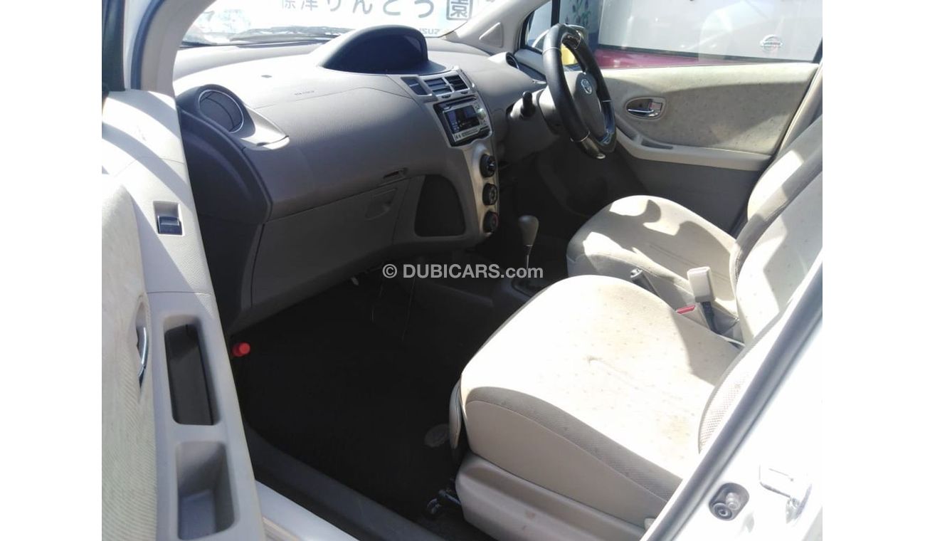 Toyota Yaris Toyota Vitz (Stock no PM 127 )