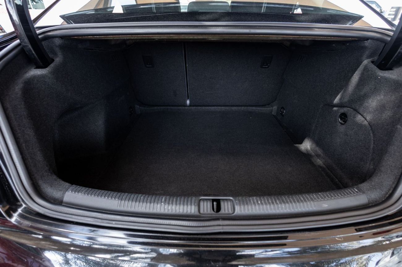 أودي A3 30 TFSI 1.0L