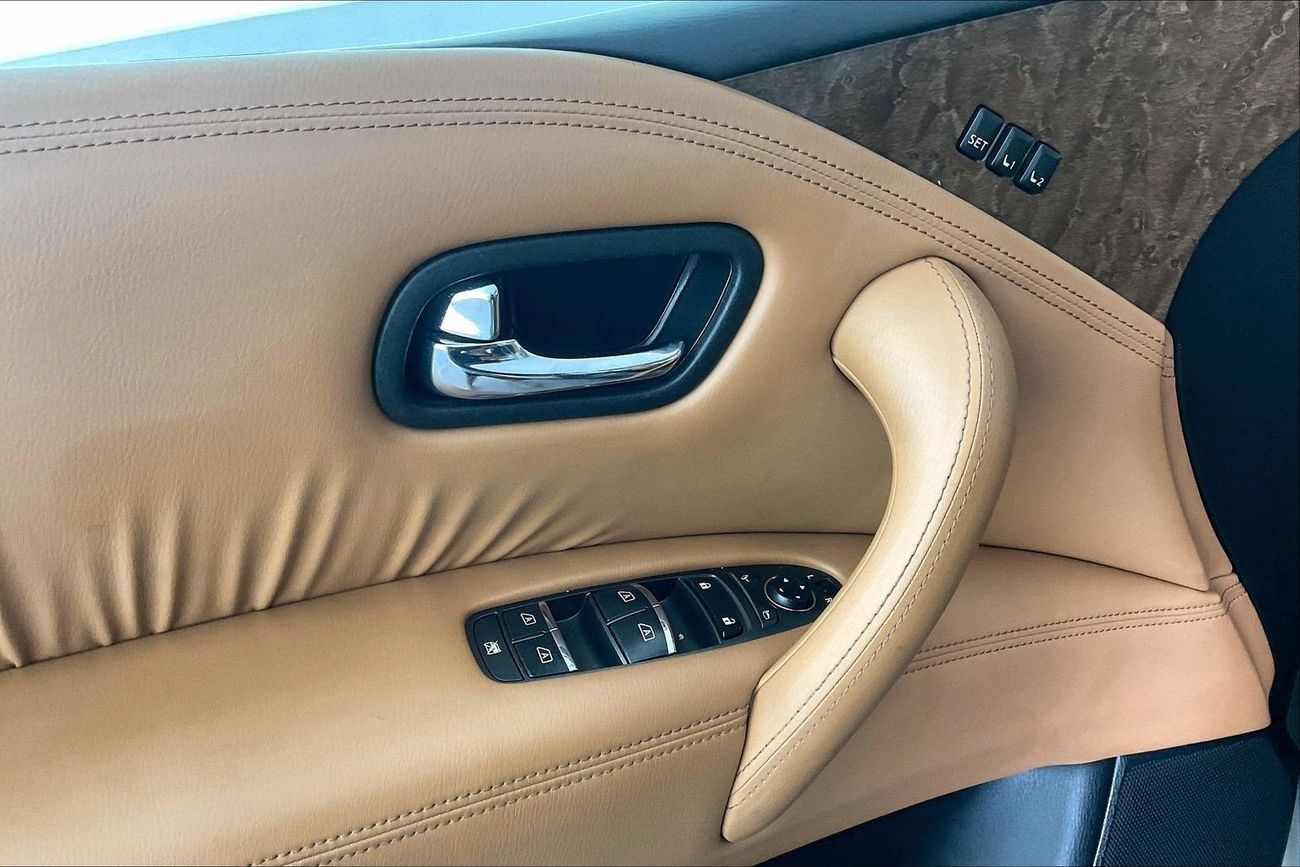 Infiniti QX80 Excellence (8 Seater) | National Day Celebration | Guaranteed Warranty | 0 Down Payment