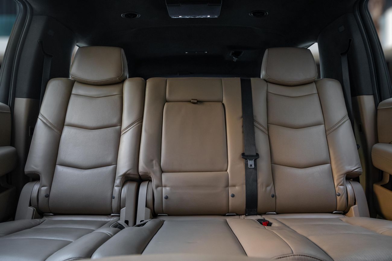 كاديلاك إسكالاد Escalade Platinum ESV | 3,134 P.M | Platinum ESV | 0% Downpayment | Full Cadillac History!