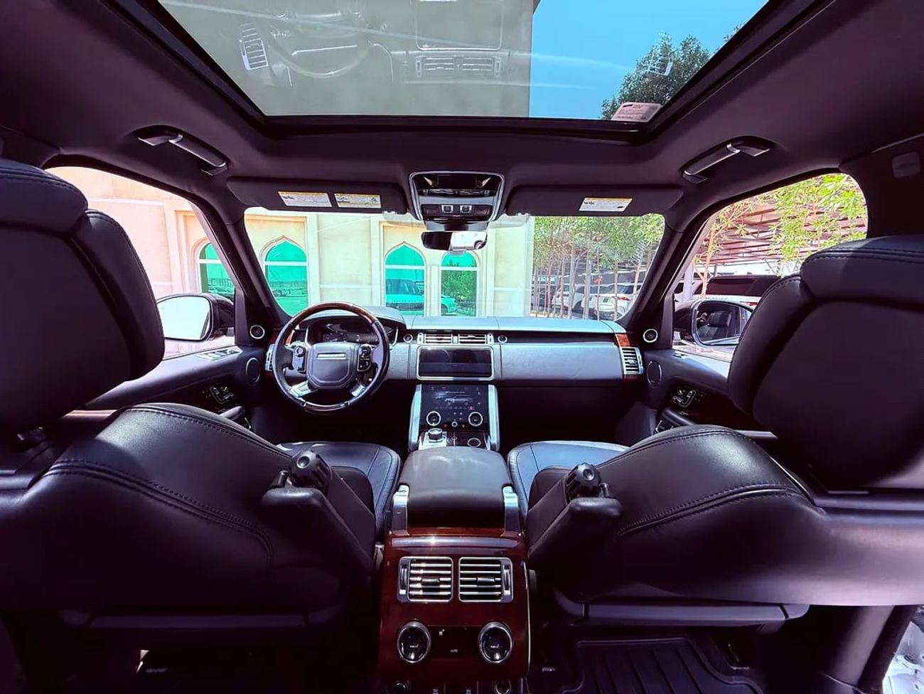 Land Rover Range Rover رنج روفر فوج صبغ وكالة Vogue Supercharged - US Specs - Pristine Condition