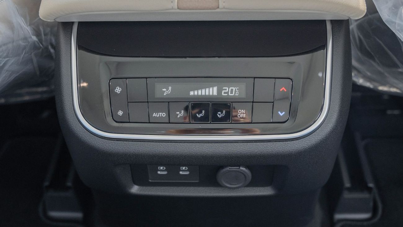 Nissan Patrol 2026 Nissan Patrol SE Platinum 3.8L AT Petrol (White-Beige)