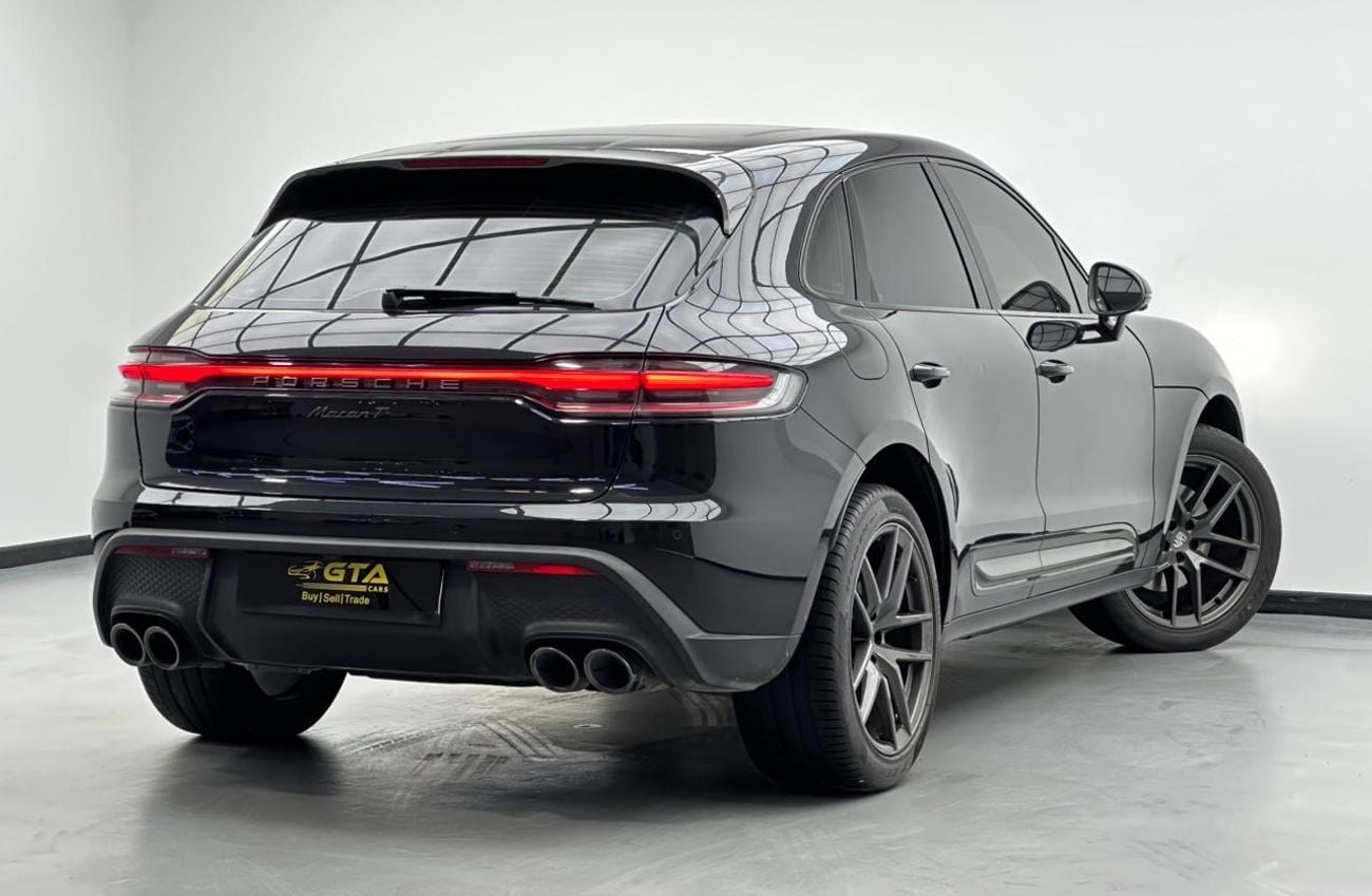 Porsche Macan T 2.0L (260 HP) 2023 Porsche Macan T, Warranty+Full Porsche Servie History, GCC