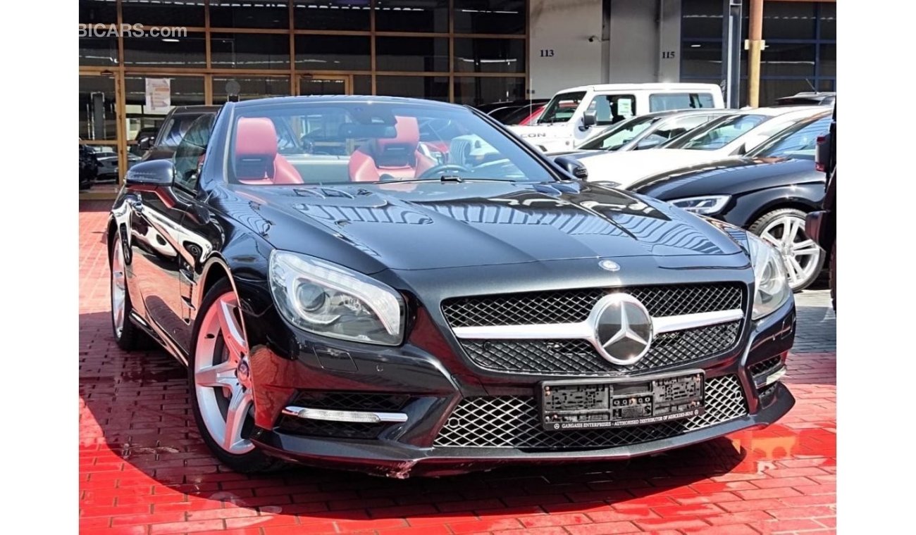 Mercedes-Benz SL 500 Std Std AMG original paint 2013 GCC