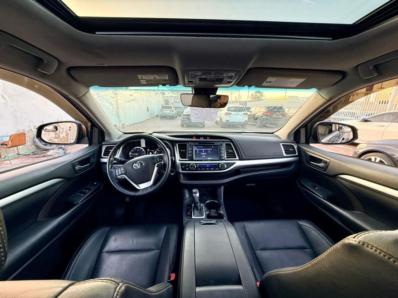 Toyota Highlander 2019 Toyota Highlander XLE 4x4 AWD Full Option