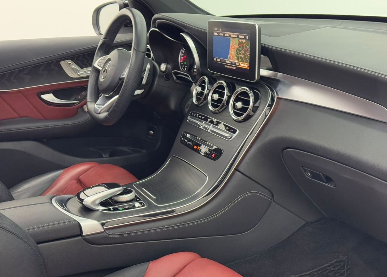 Mercedes-Benz GLC 43 AMG 2019 Mercedes Benz GLC43 AMG 4MATIC Coupe, Warranty, 2027 GTA Service Pack, Excellent Condition, GCC