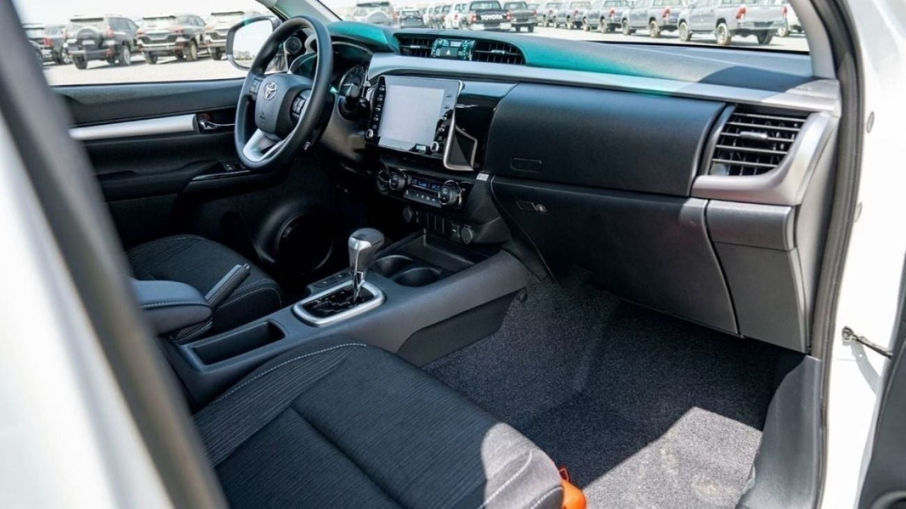 تويوتا هيلوكس GLX TOYOTA HILUX DC 4D AT 4X4 FULL OPTION  MY2026 WHITE