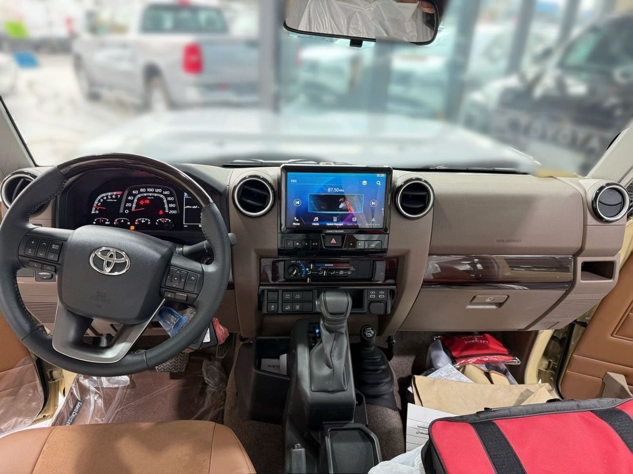 Toyota Land Cruiser 70 LC76 LX TOYOTA LC76 2.8L DIESEL A/T FULL 2026 GCC