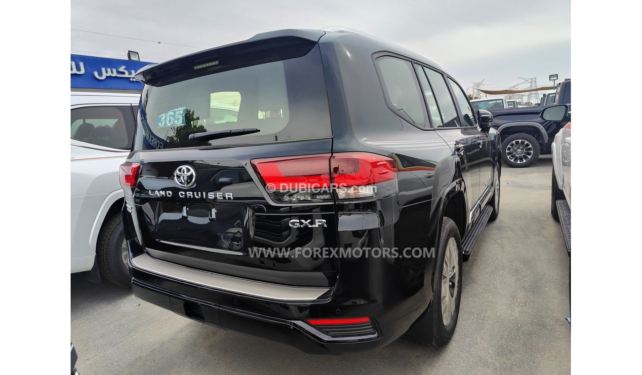 تويوتا لاند كروزر 300 GXR+ V6 3.3L Diesel AT (Euro 4)