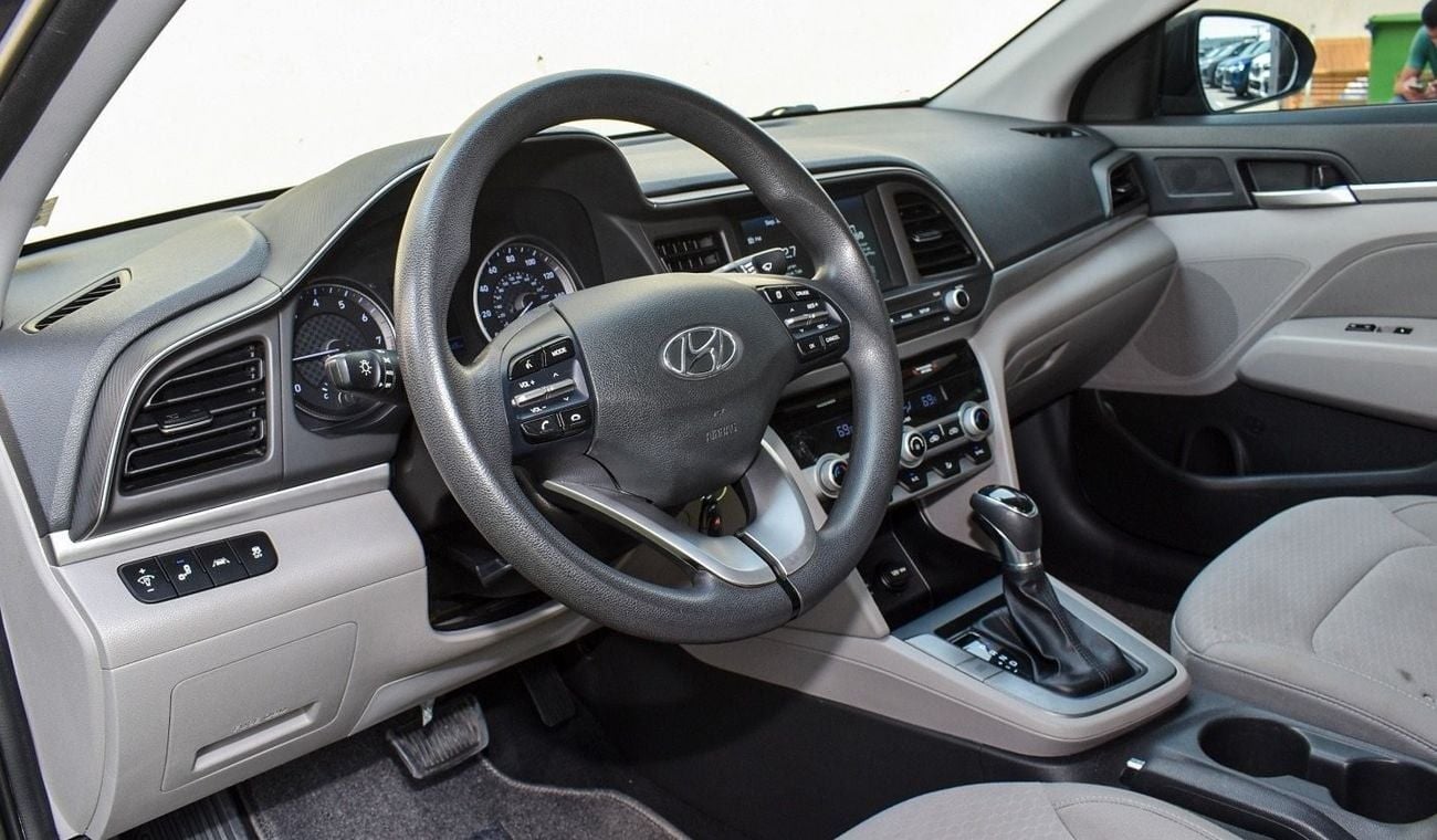 Hyundai Elantra Comfort 2.0L