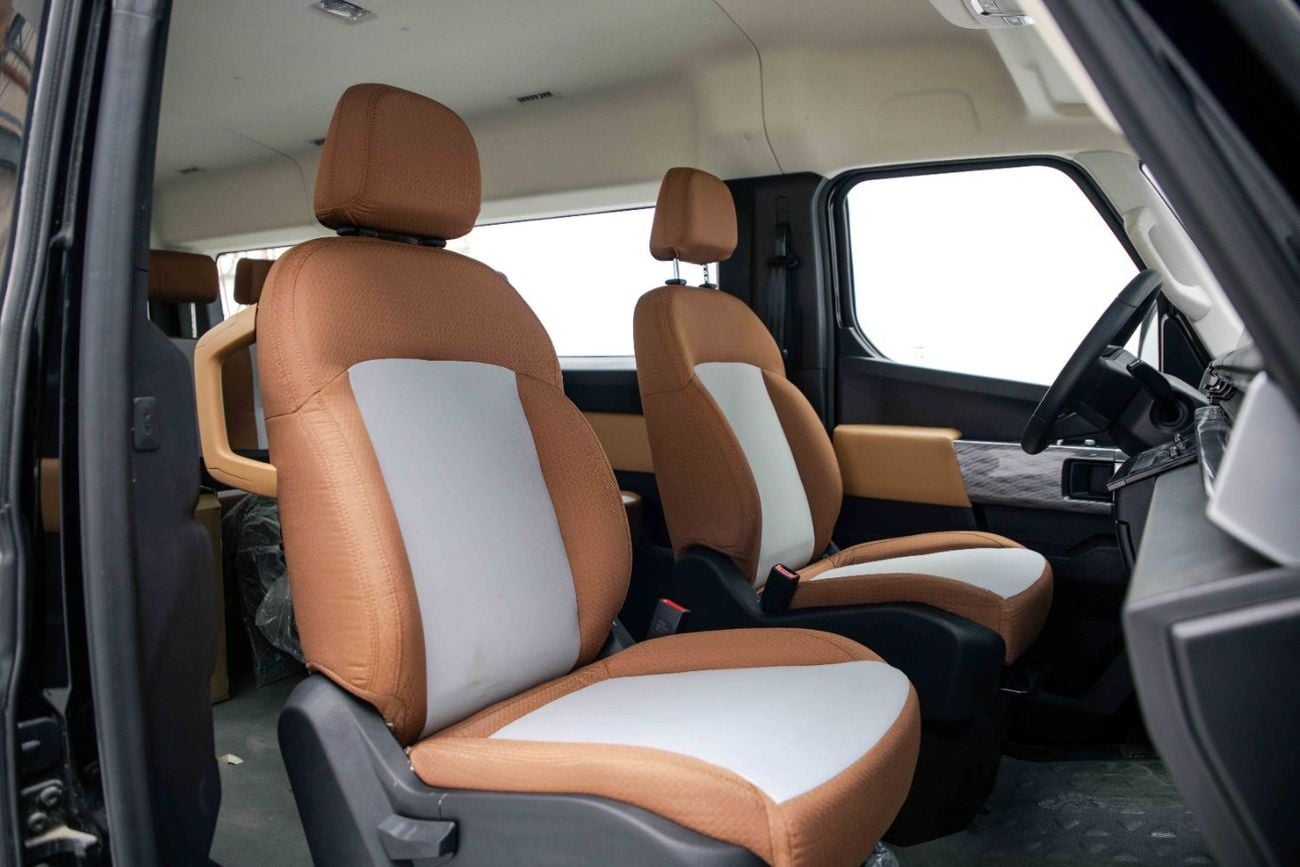 جيلي فيريزون  9-Seater EV - Black Inside Tan | Export Only