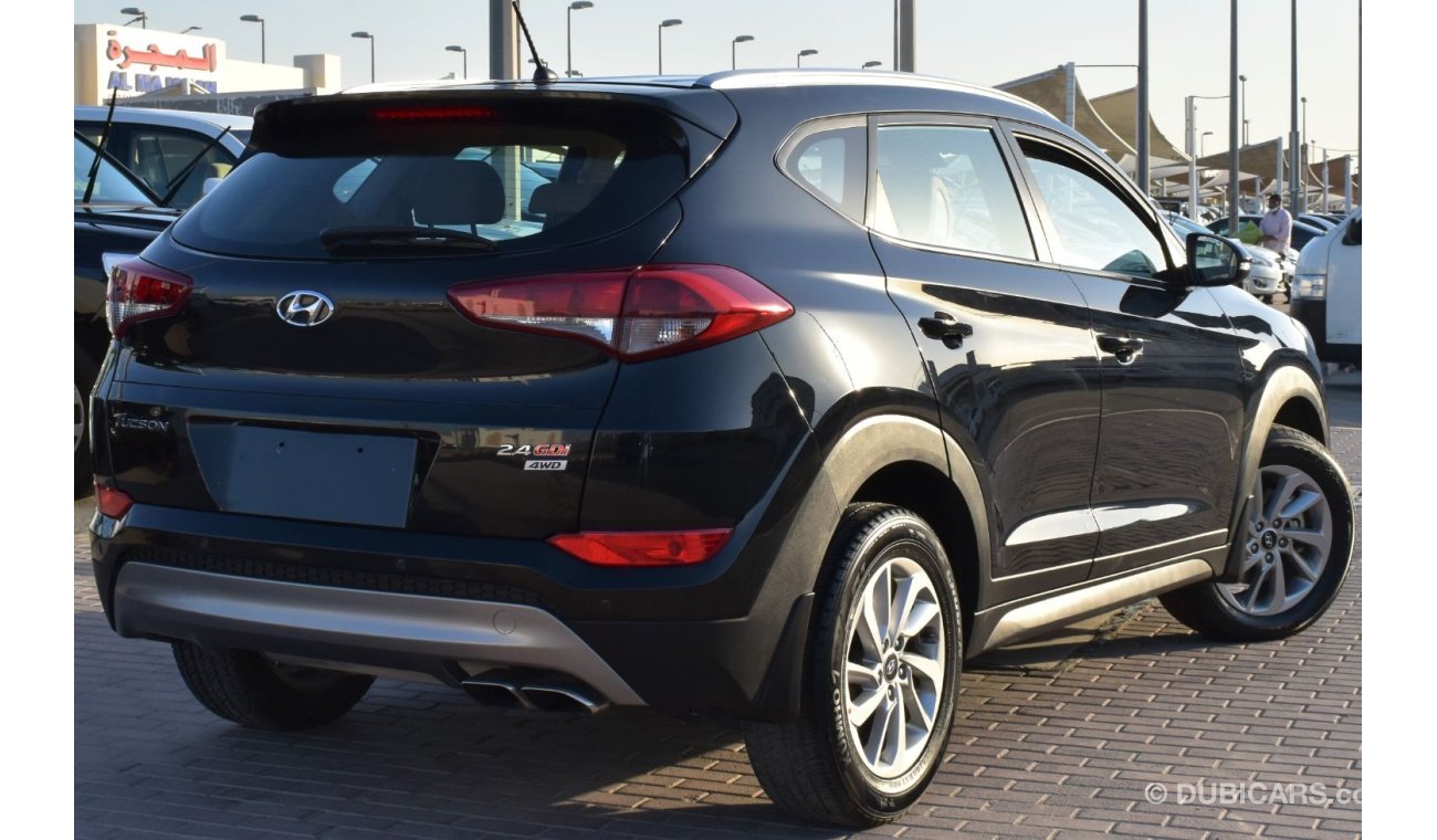 Hyundai Tucson هيونداي توسون 2.4