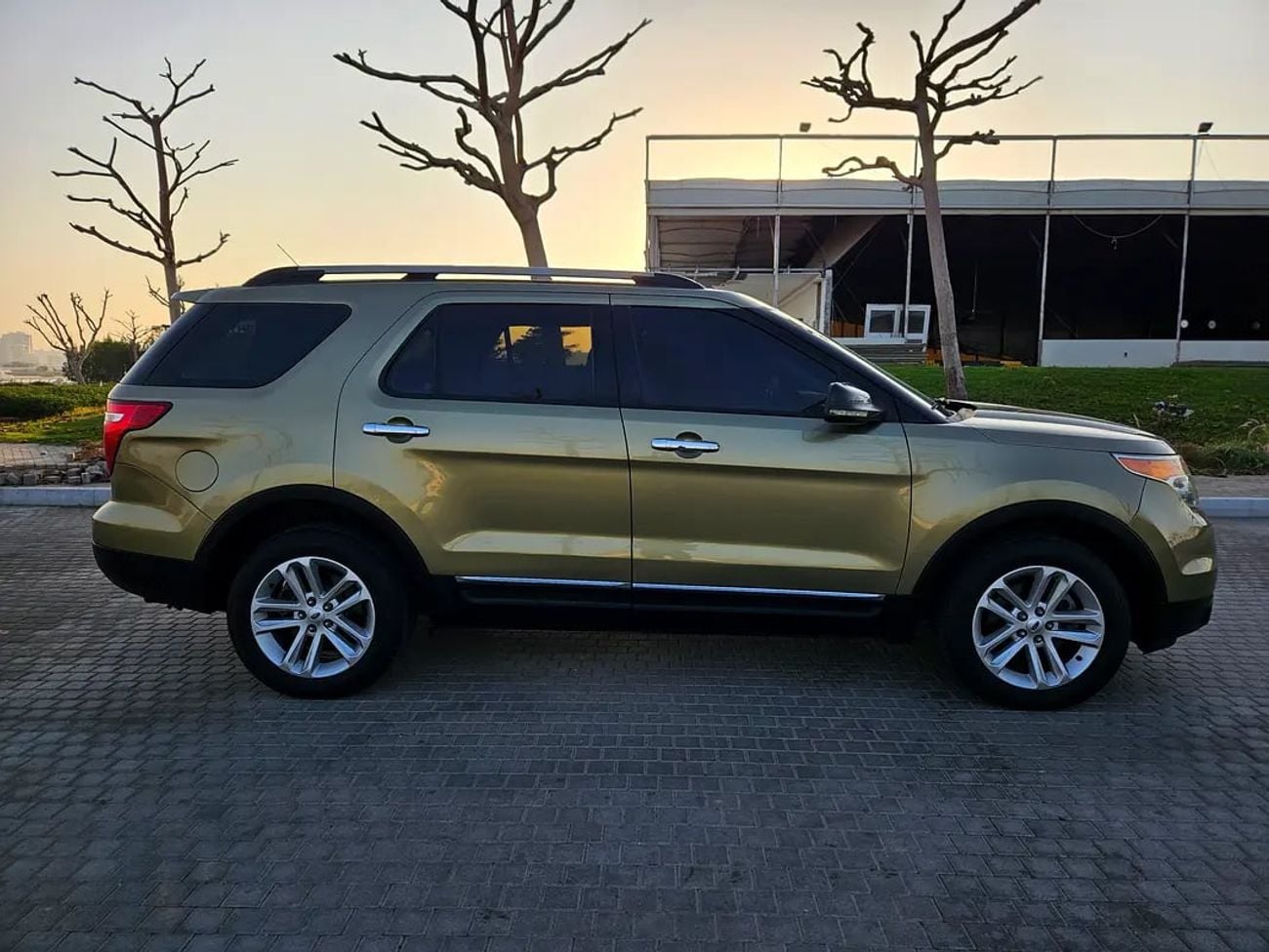 فورد إكسبلورر GCC Premium Condition 7 Seater SUV
