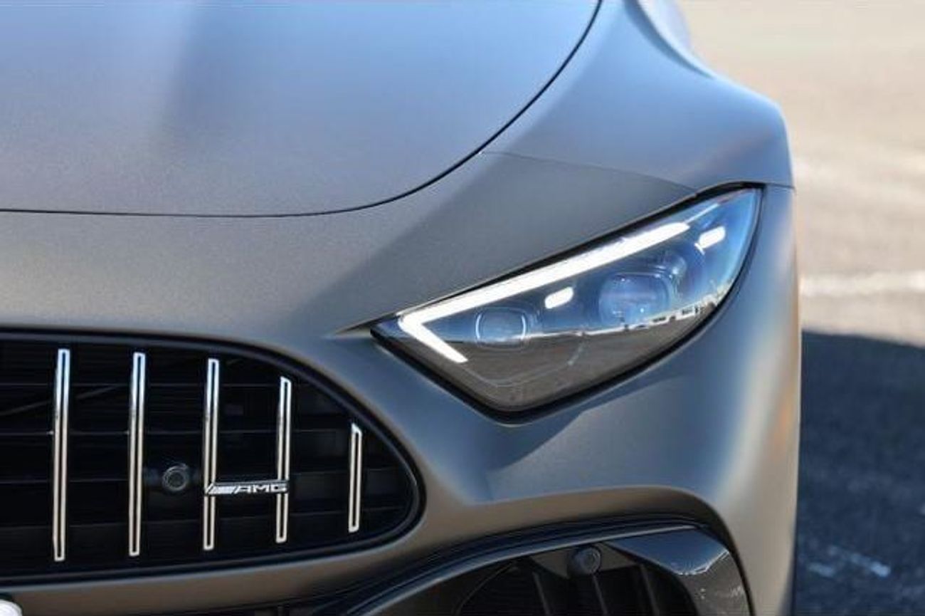 Mercedes-Benz SL 63 AMG Roadster SE Performance