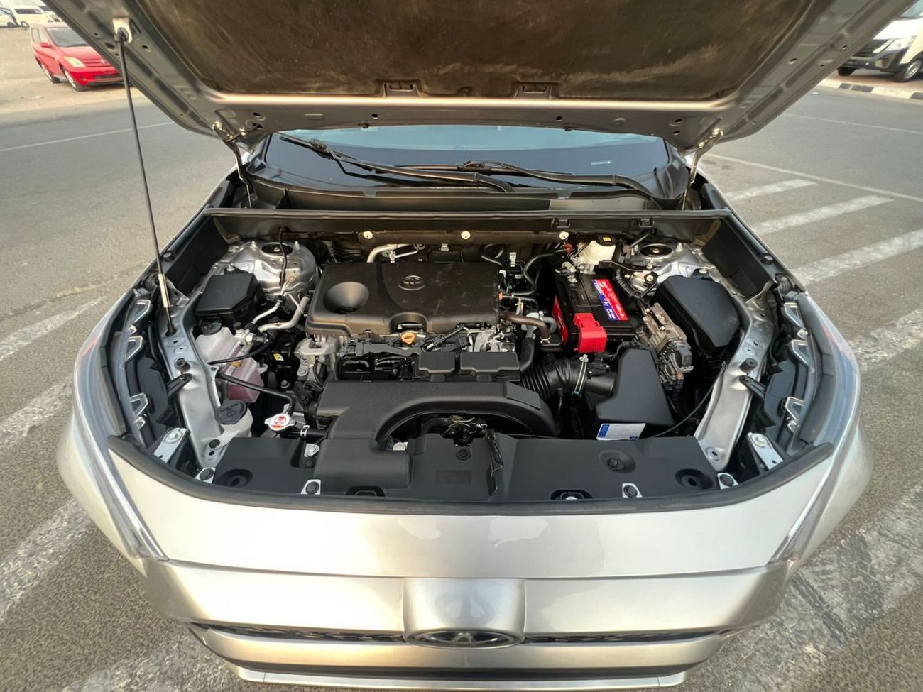 Toyota RAV4 2021 Toyota Rav4  XLE  Full Option AWD  -4x4-2.5L-V4- Sunroof Push Start Rear Camara