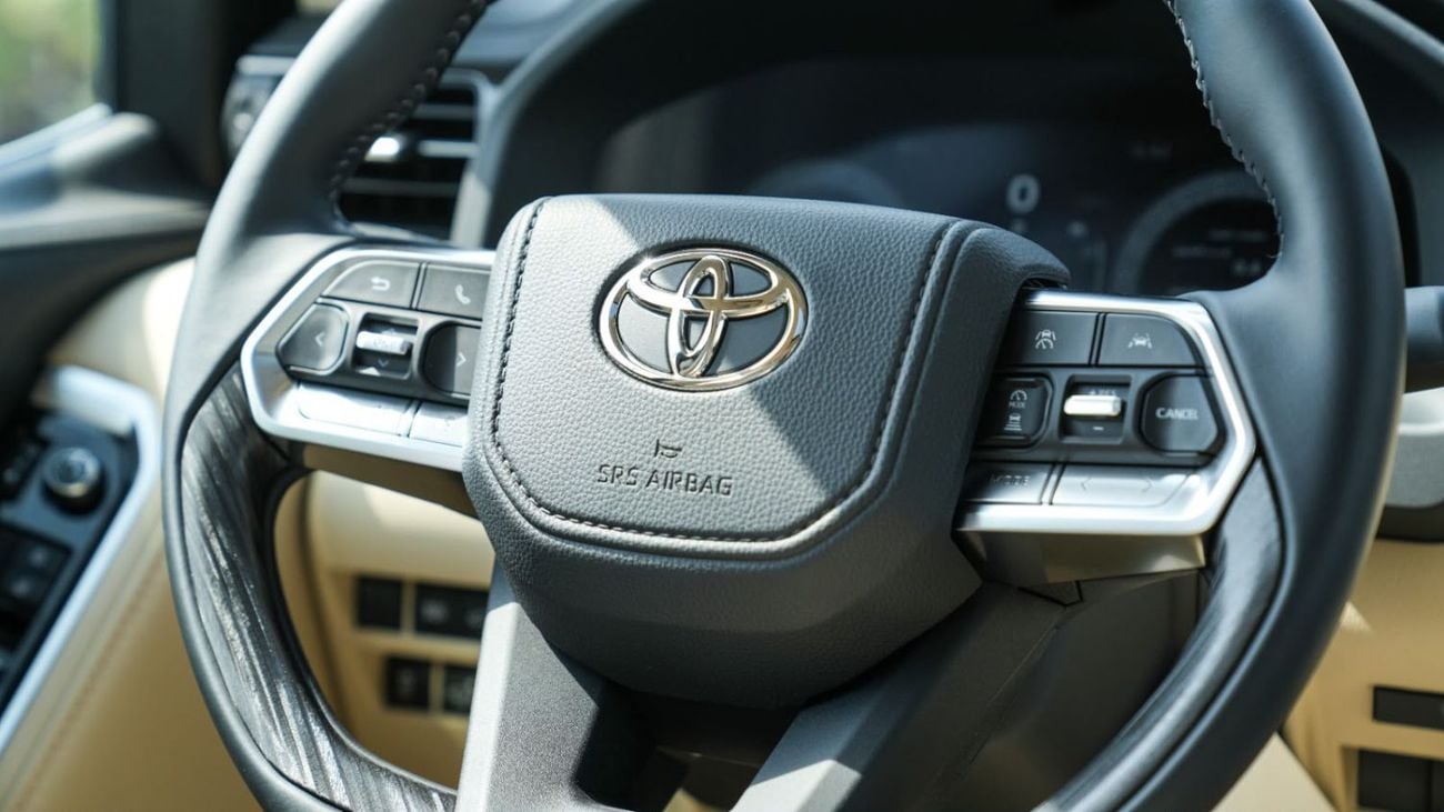 Toyota Land Cruiser VXR 3.5  TWIN TURBO HYBRID 2026!! GCC CAR
