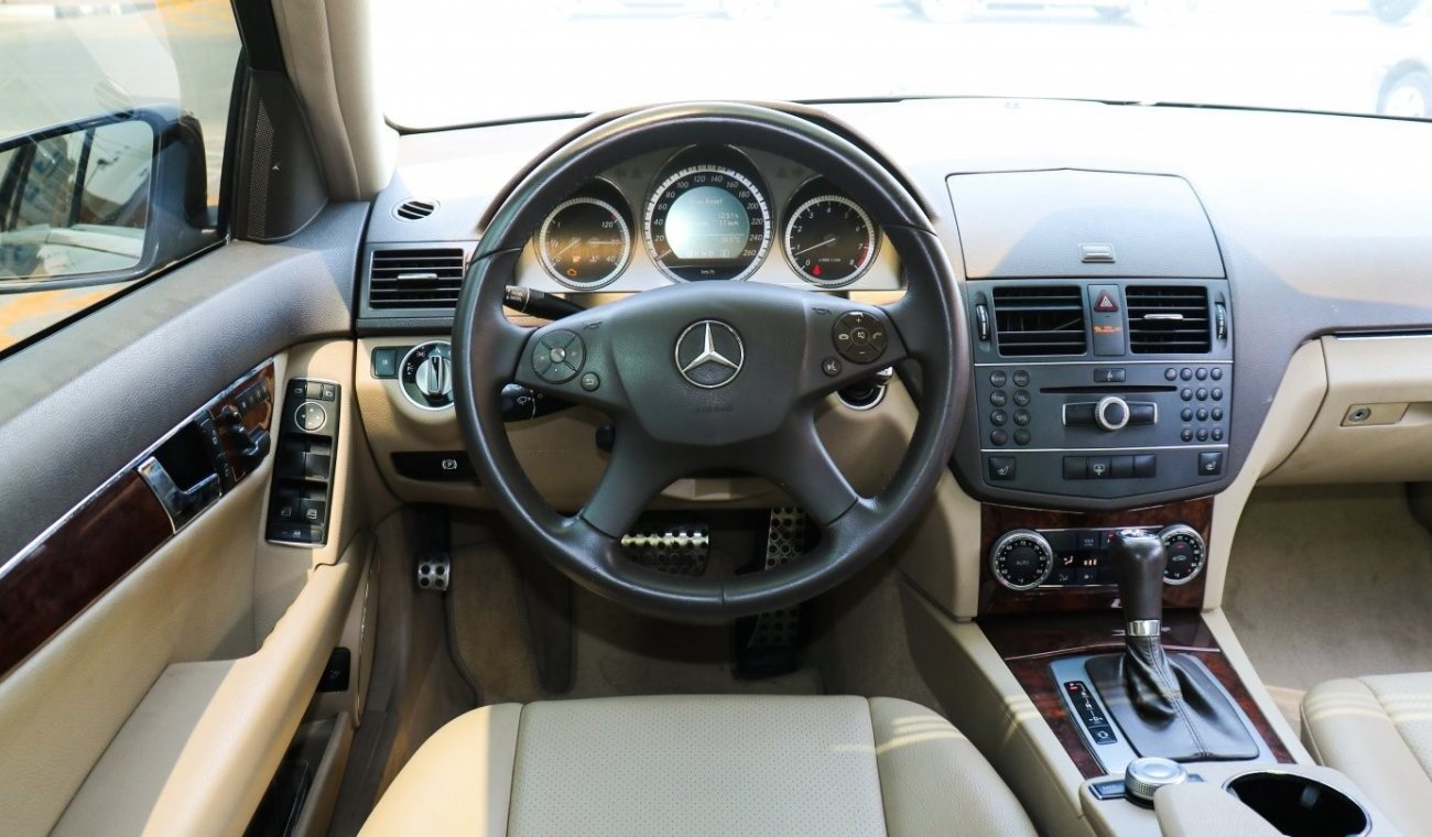 Mercedes-Benz C 300 امريكي