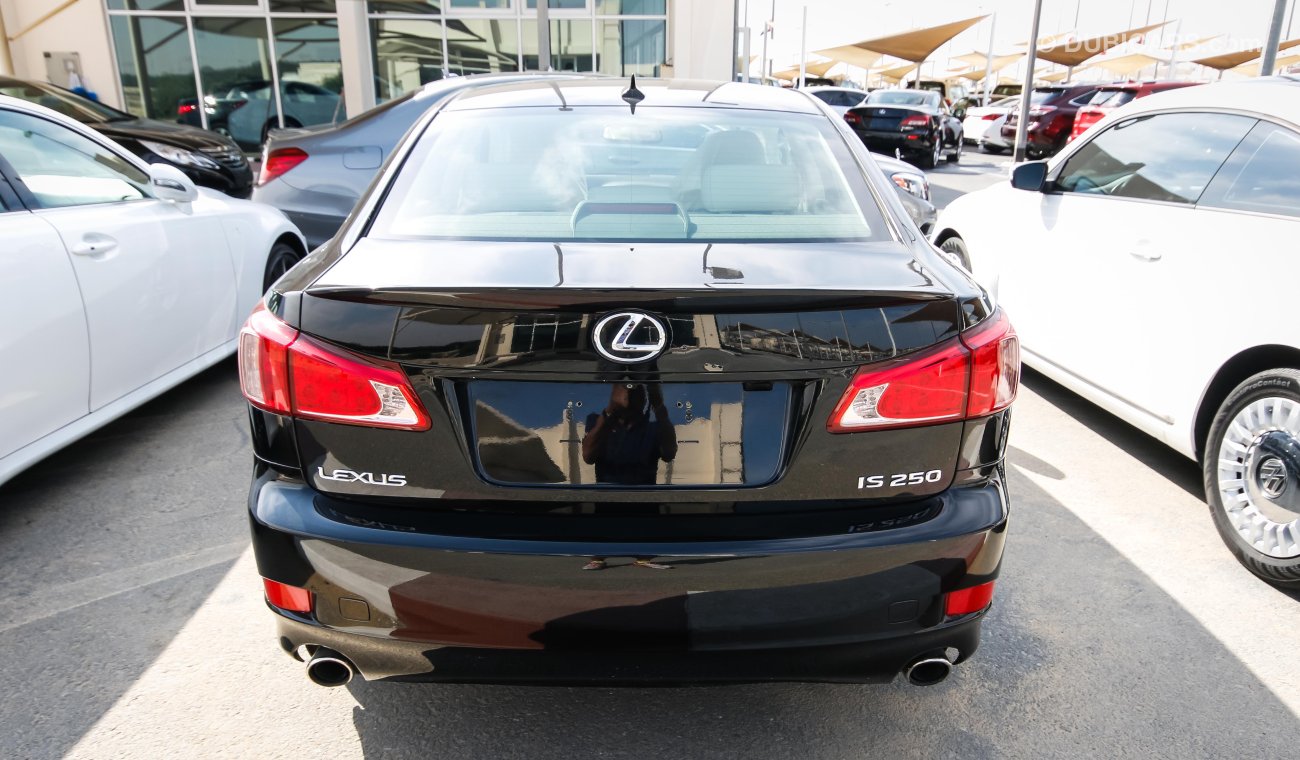 Lexus IS250