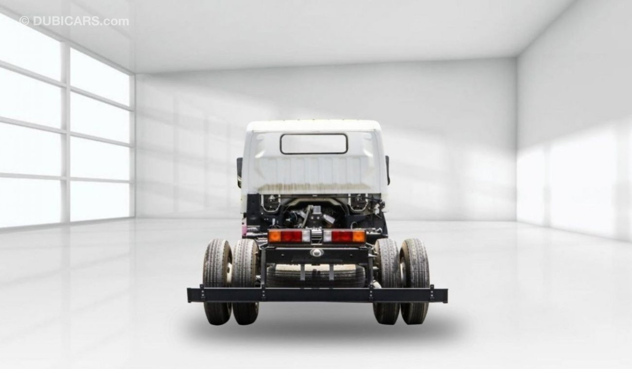 ميتسوبيشي كانتر Chassis 4.2 Ton 4.2L Diesel Overall Length 6030mm