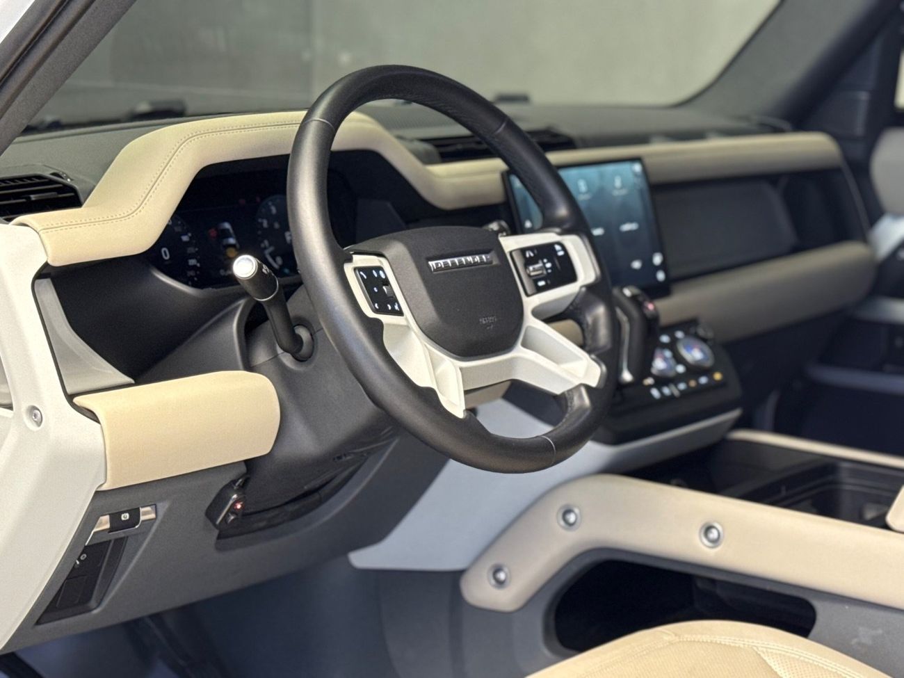 لاند روفر ديفندر P300 90 SE 2.0L (5 Seater)