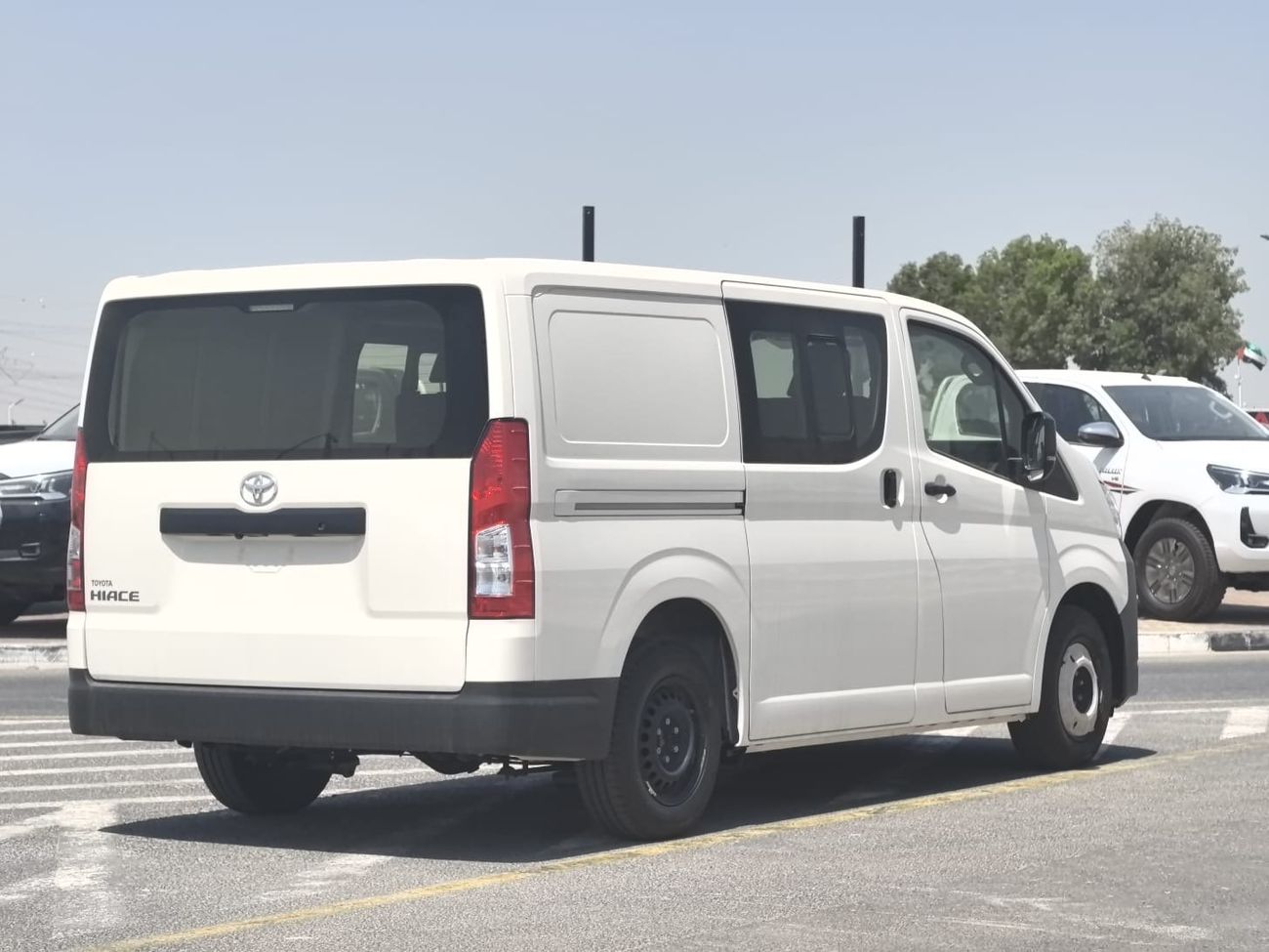تويوتا هاياس 2026 TOYOTA HIACE 3.5L PETROL 6 SEATER SEMI CARGO