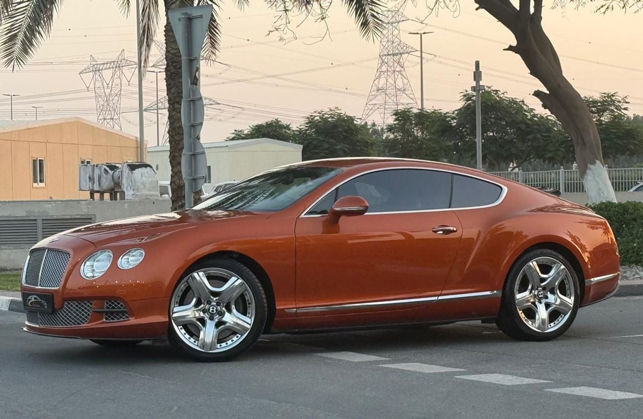 Bentley Continental Mulliner 6.0L Coupe Bentley Continental GT W12 2012 GCC Specs Full Service History in Low Mileage Sp