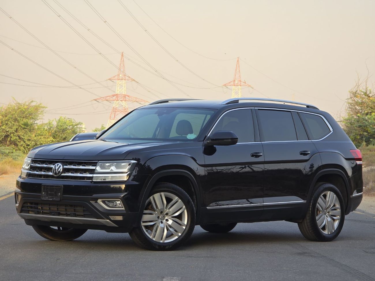 Volkswagen Teramont Highline 3.6L VOLKSWAGEN TERAMONT 2019 GCC ORGINAL PAINT // FULL OPITION // PERFECT CONDITION