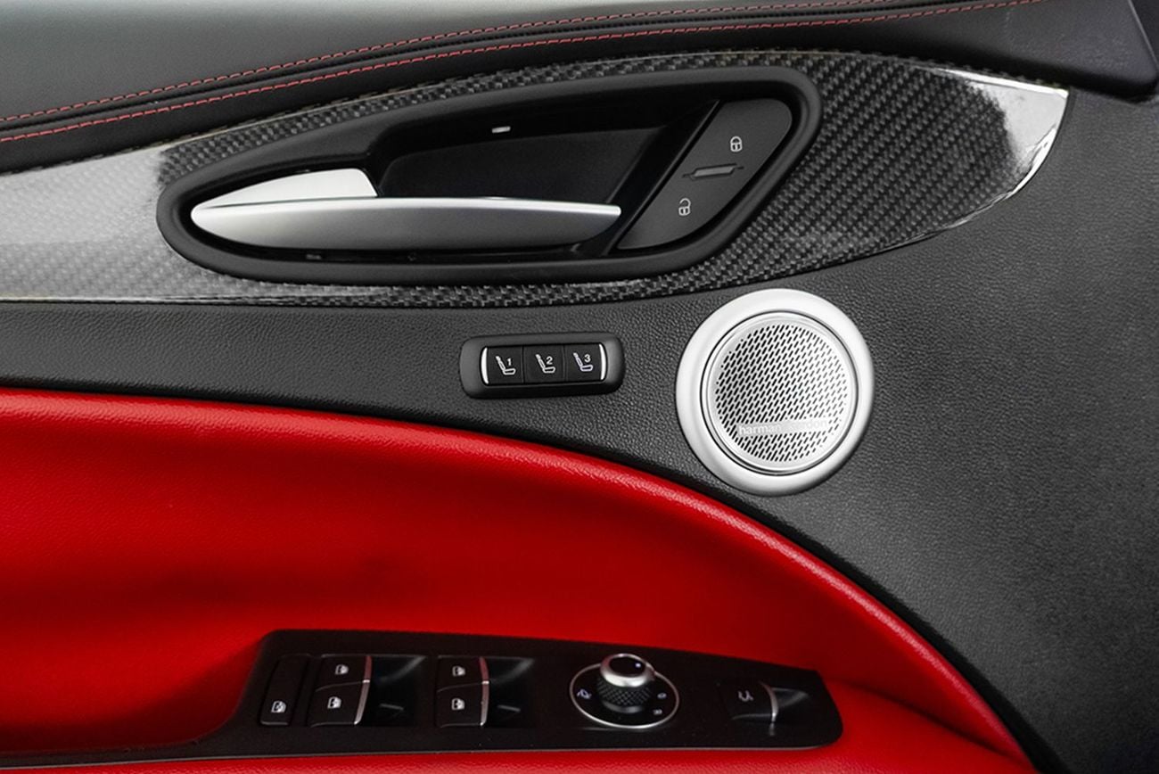 ألفا روميو ستيلفيو Quadrifoglio 2.9L (503 HP)