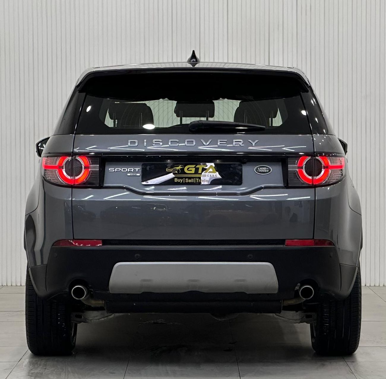 Land Rover Discovery Sport Si4 HSE 2018 Land Rover Discovery Sport HSE, 1 Year Warranty, Al-Tayer Full Service History, GCC