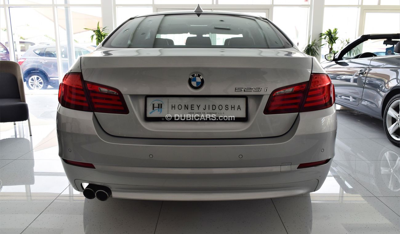 BMW 523i i