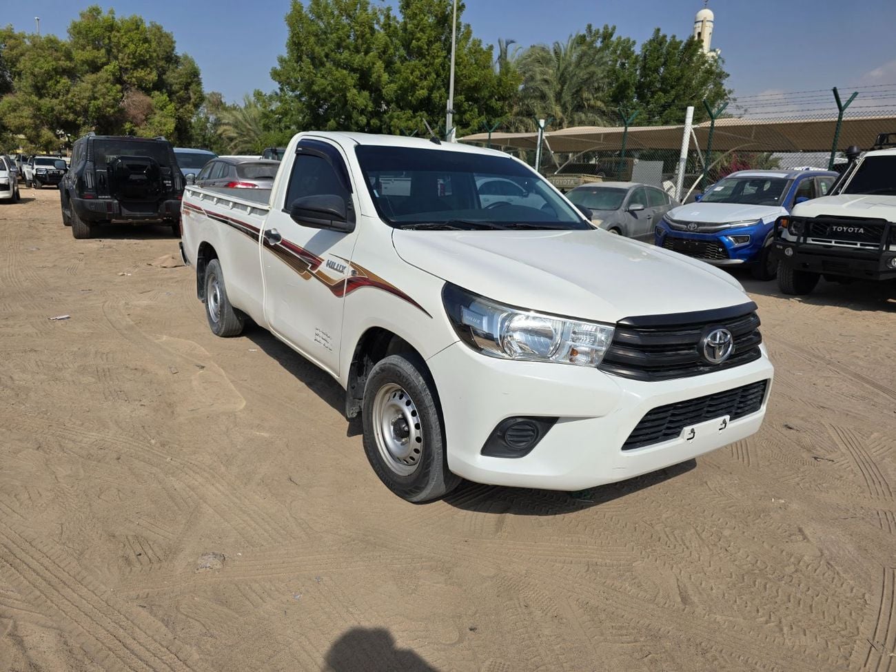 تويوتا هيلوكس GL 2.7L Single Cab Utility