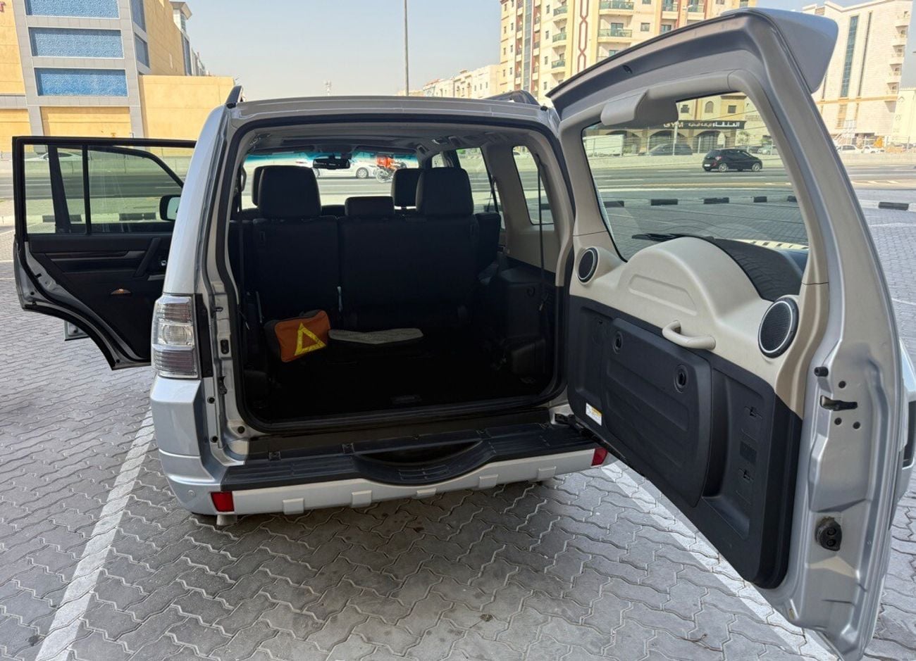 Mitsubishi Pajero GLS HIGHLINE TOP