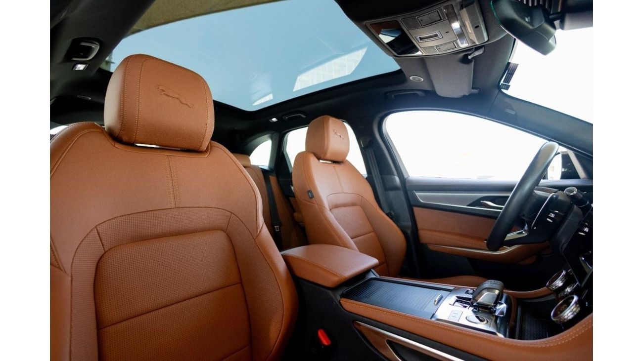 جاكوار F بيس Jaguar F-Pace R-Dynamic SE P250 2022 GCC under Agency Warranty and Service Contract with Flexible Do