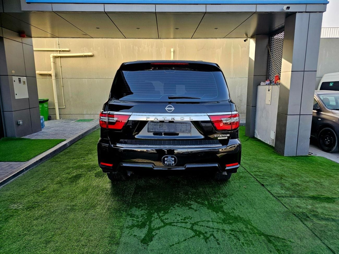 Nissan Patrol NISSAN PATROL / GCC LOW MILEAGE /  PPF PROTECTED / SINGLE OWNER