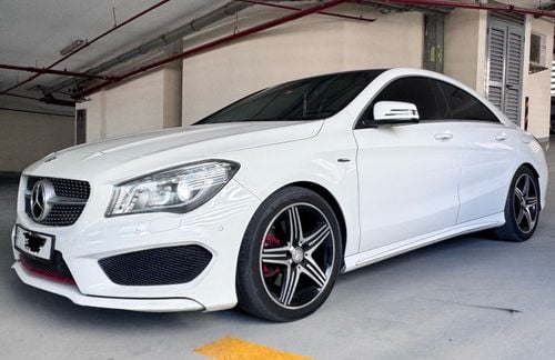 Mercedes-Benz CLA 250 sport 2.0 L