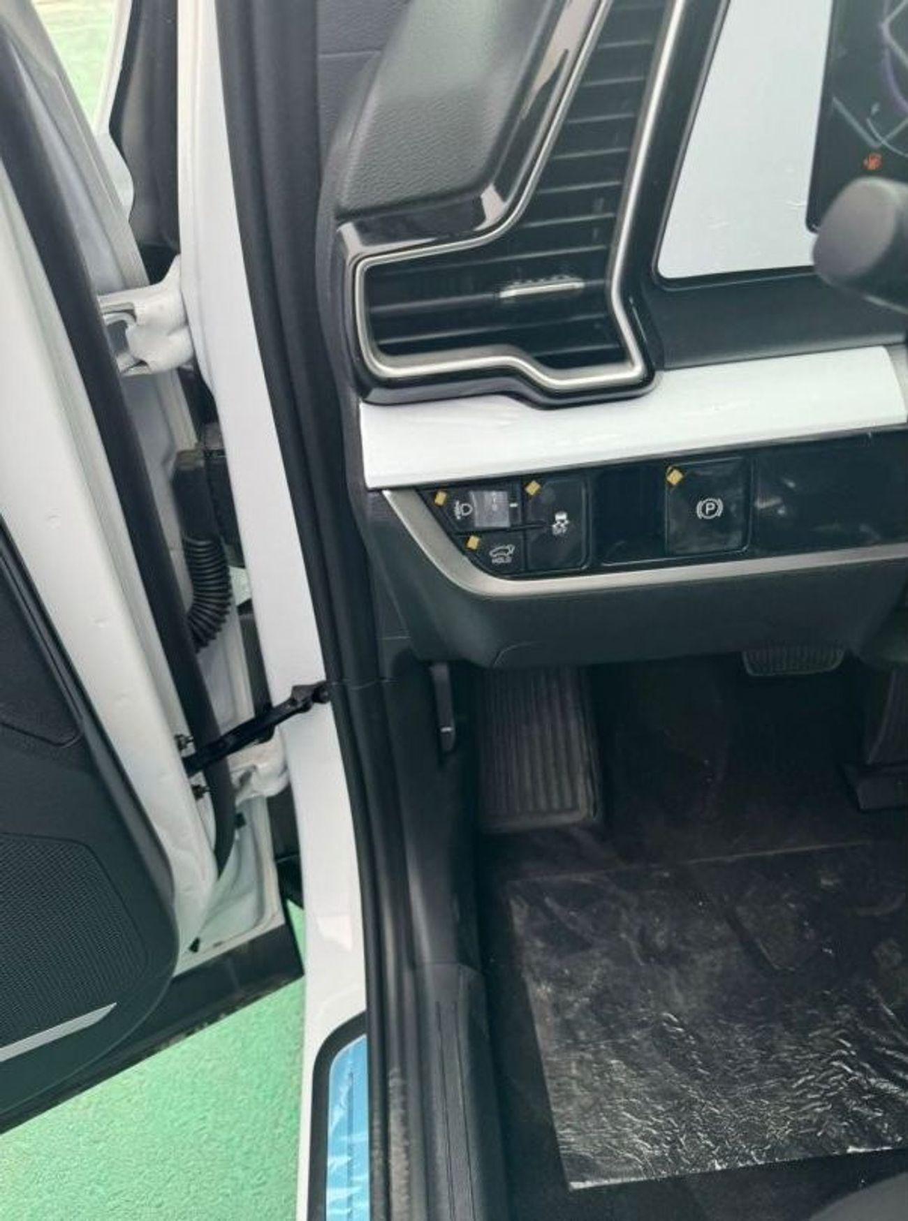 كيا سبورتيج 1.6L TURBO PETROL FULL OPTION 2024 GCC