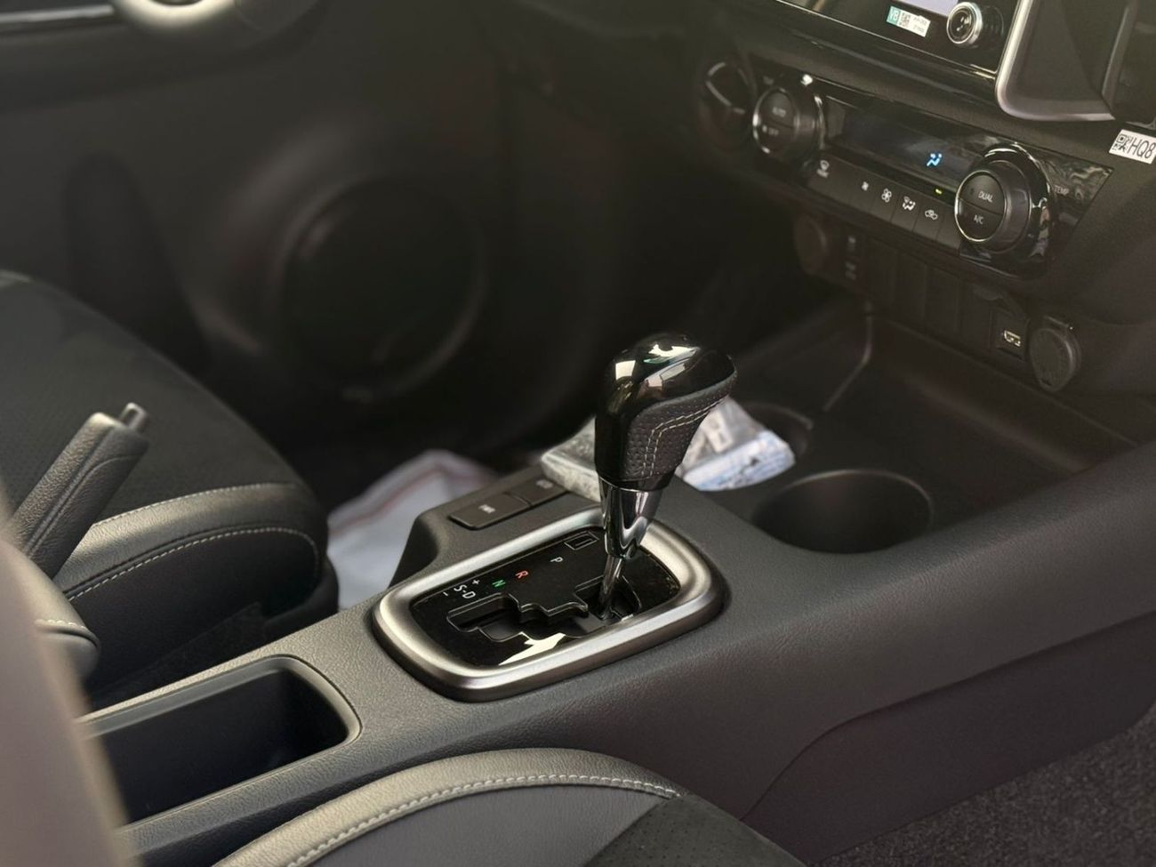 تويوتا هيلوكس Toyota hilux 4.0 GR 2025