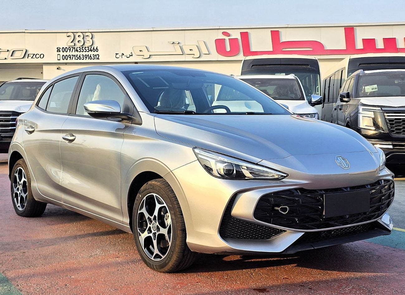 MG 3 COMFORT MG 3 1.5L A/T FWD Hatchback 4Doors Silver Color 2025 Model