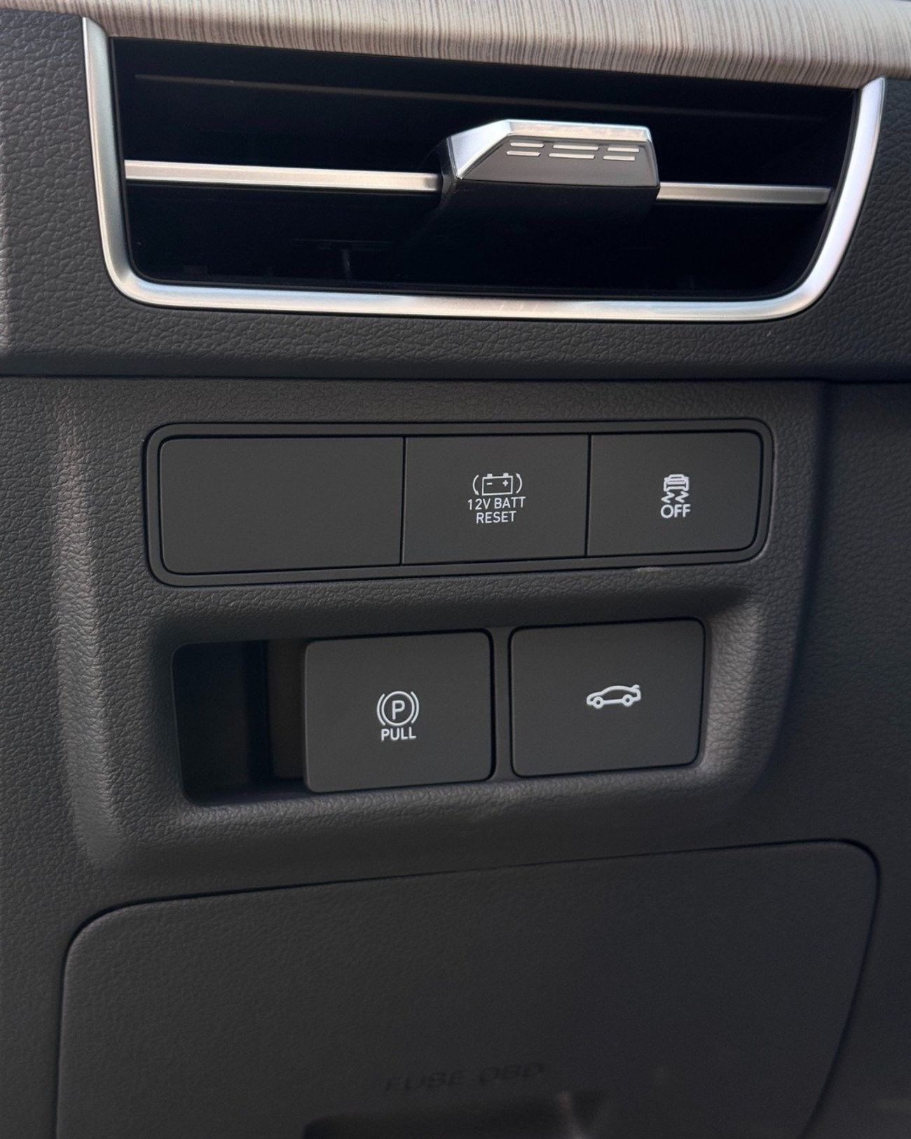 Hyundai Sonata HYUNDAI Sonata 2.0L HEV - 2025 MODEL