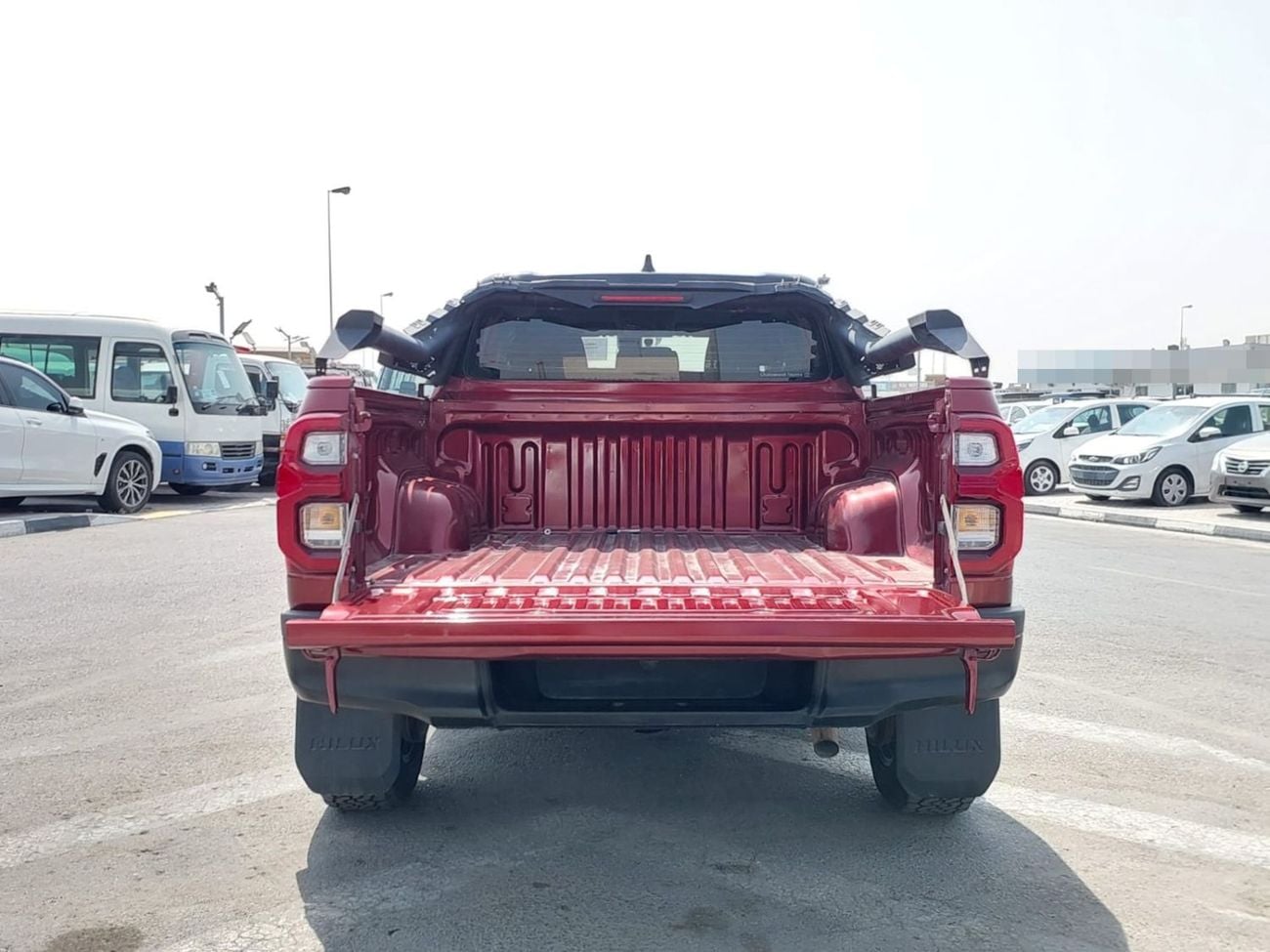 Toyota Hilux  TOYOTA HILUX PICK UP RHD 2022 MODEL 2.8 L DIESEL AUTOMATIC(PM81032)