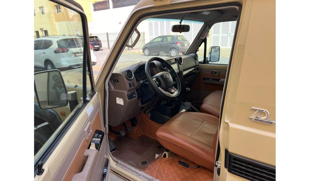 Toyota Land Cruiser Pick Up PICKUP 70th LX1 2022 TOYOTA LAND CRUISER PICK UP LX GCC CAMPING PACKAGE