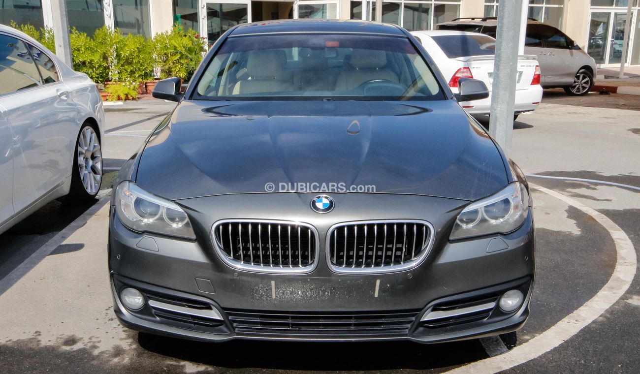 BMW 520i i
