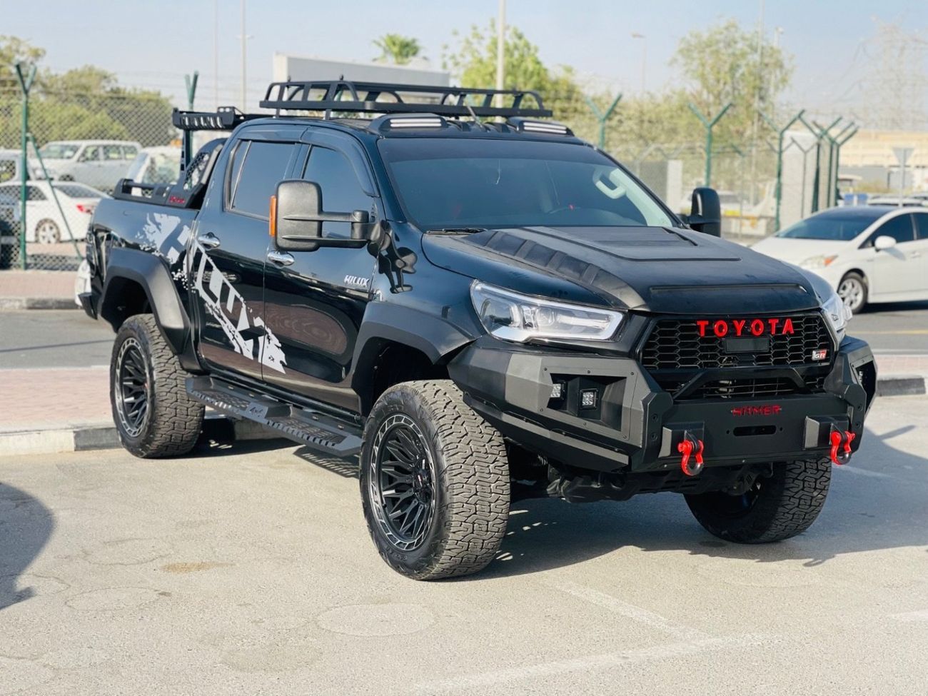 تويوتا هيلوكس GL 2.7L Double Cab Utility AWD Hilux pickup 2021 V4 GL 2.7L Double Cab