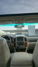 Toyota Land Cruiser GXR GCC only 30900 KM