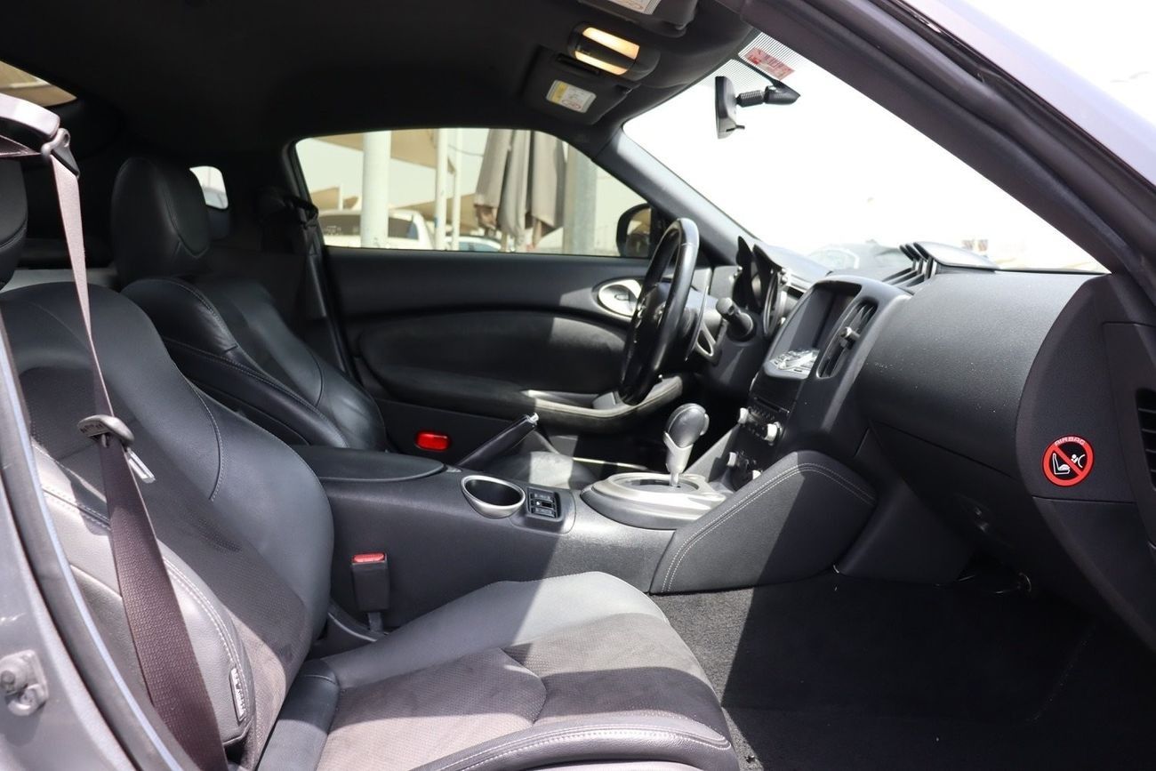 Nissan 370Z Sport 3.7L Nissan 370z / 2019 / GCC / Free Accident / First Owner /