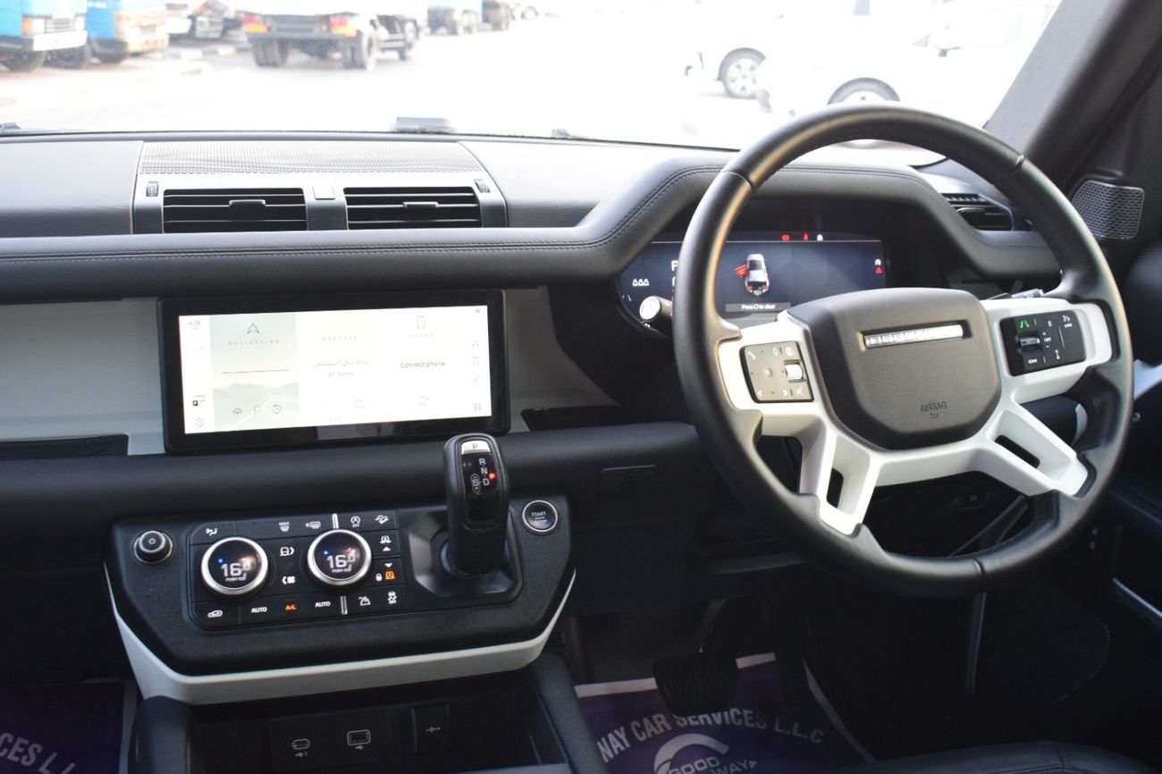 لاند روفر ديفندر 2024 LAND ROVER DEFENDER