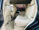 Toyota Land Cruiser VXR 5.7L 4WD