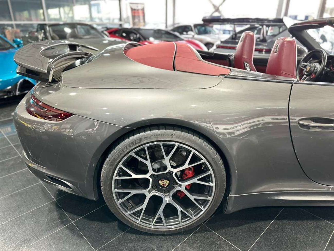 Porsche 911 Carrera 3.6L Convertible