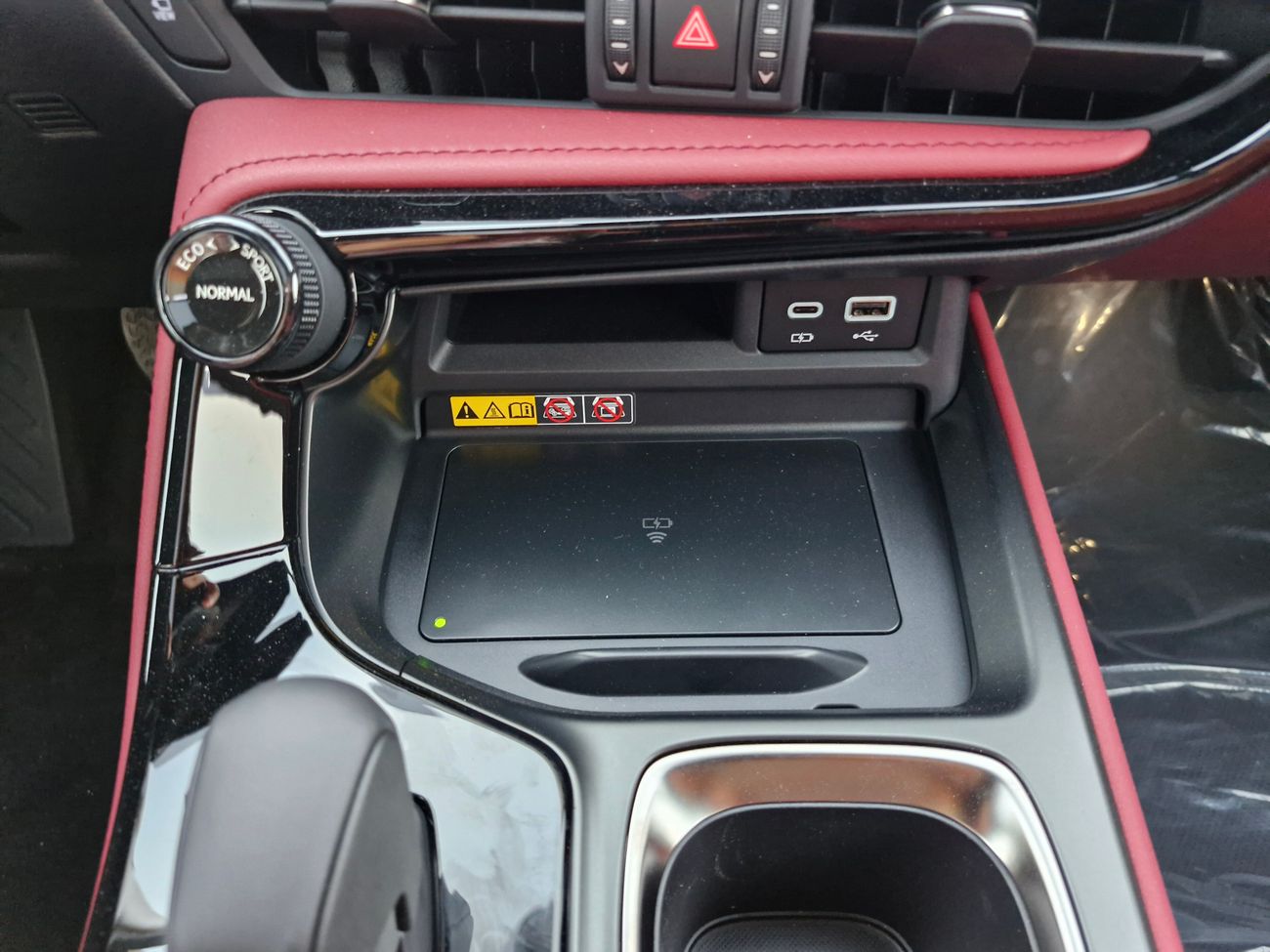 Lexus NX350 Prestige 2025 AWD 2.4L GCC With 360° Camera + Hud 0Km (Export Only)